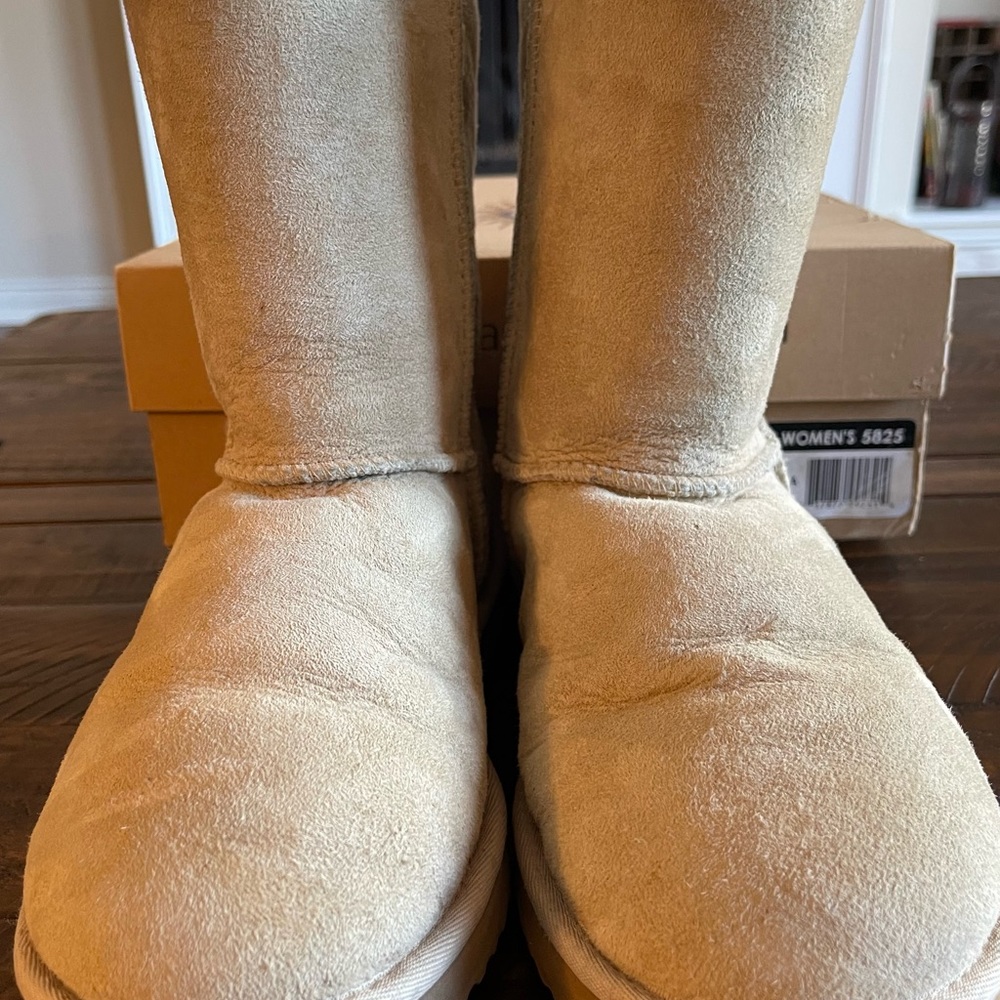 UGG Classic Short Women’s Boot